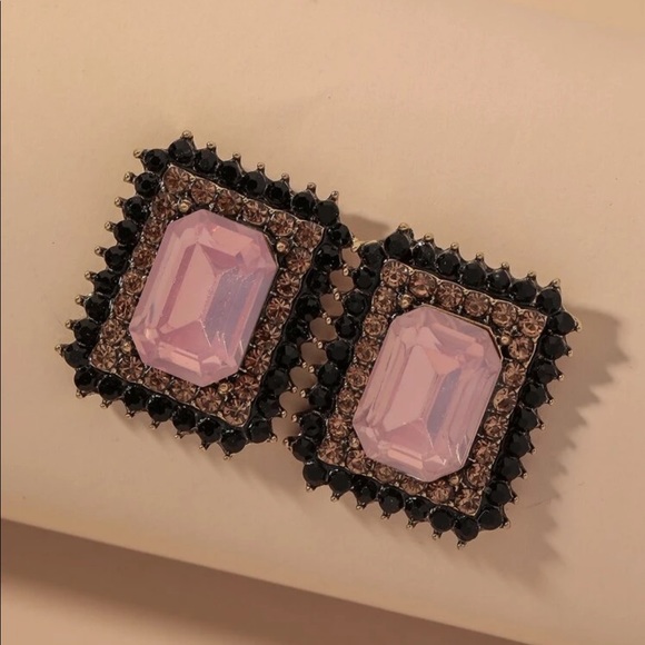 Jewelry - Rectangle fashion crystal earrings